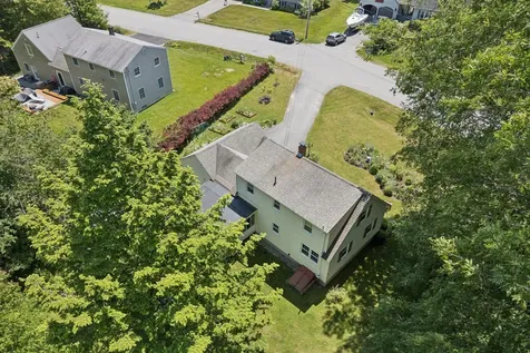 21 Arrowhead Drive Brunswick ME 04011