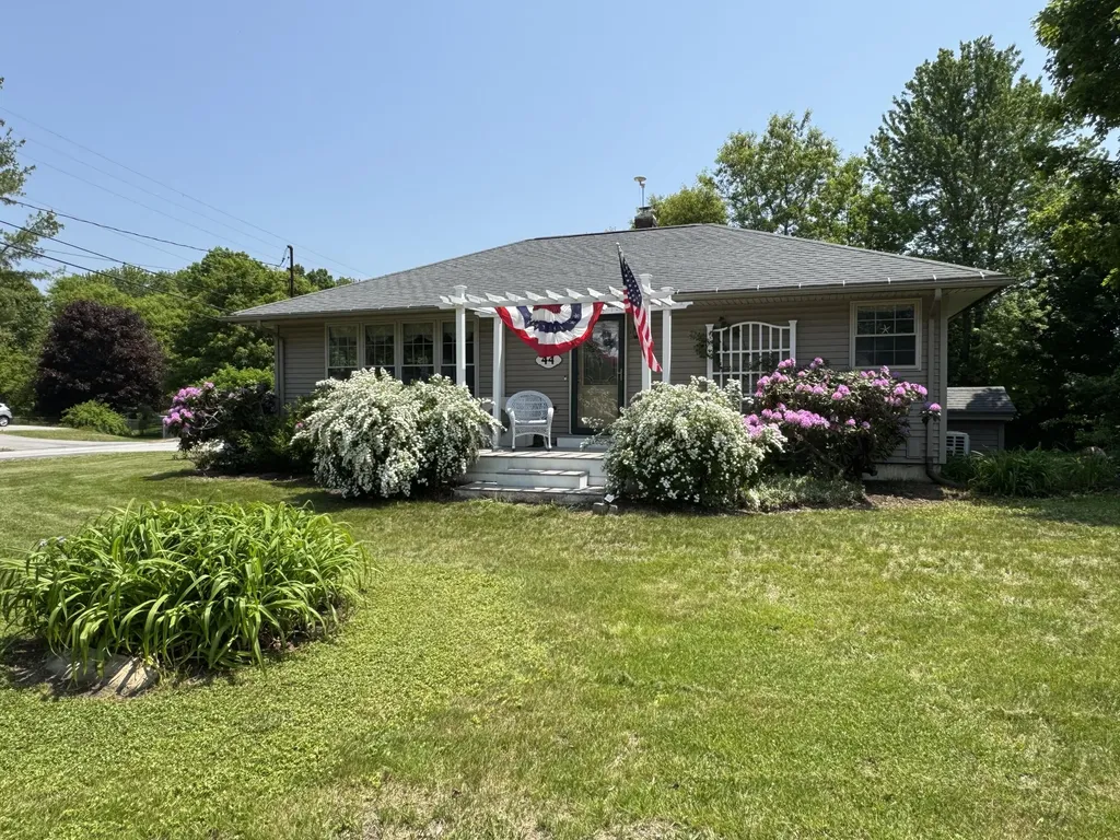 44 Village Street Lisbon ME 04250