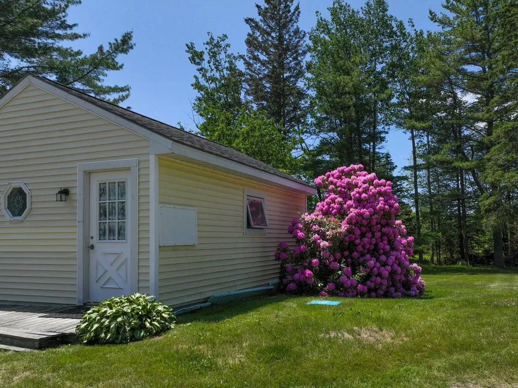 93 Old Route 1 Gouldsboro ME 04607