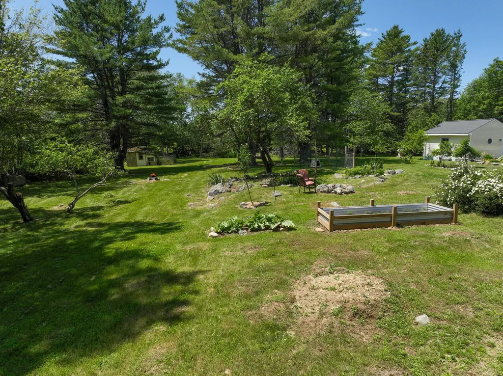 93 Old Route 1 Gouldsboro ME 04607