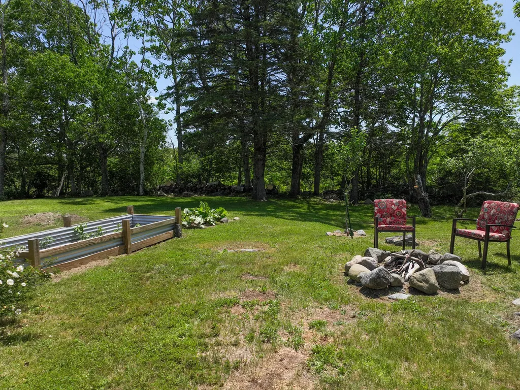 93 Old Route 1 Gouldsboro ME 04607