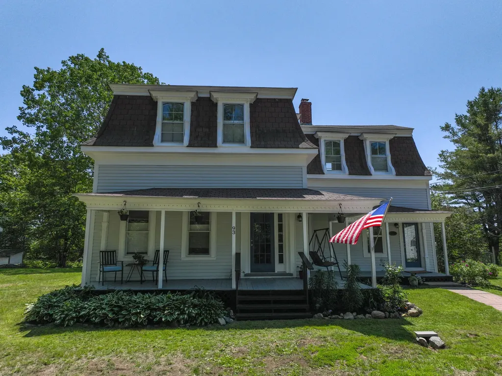 93 Old Route 1 Gouldsboro ME 04607