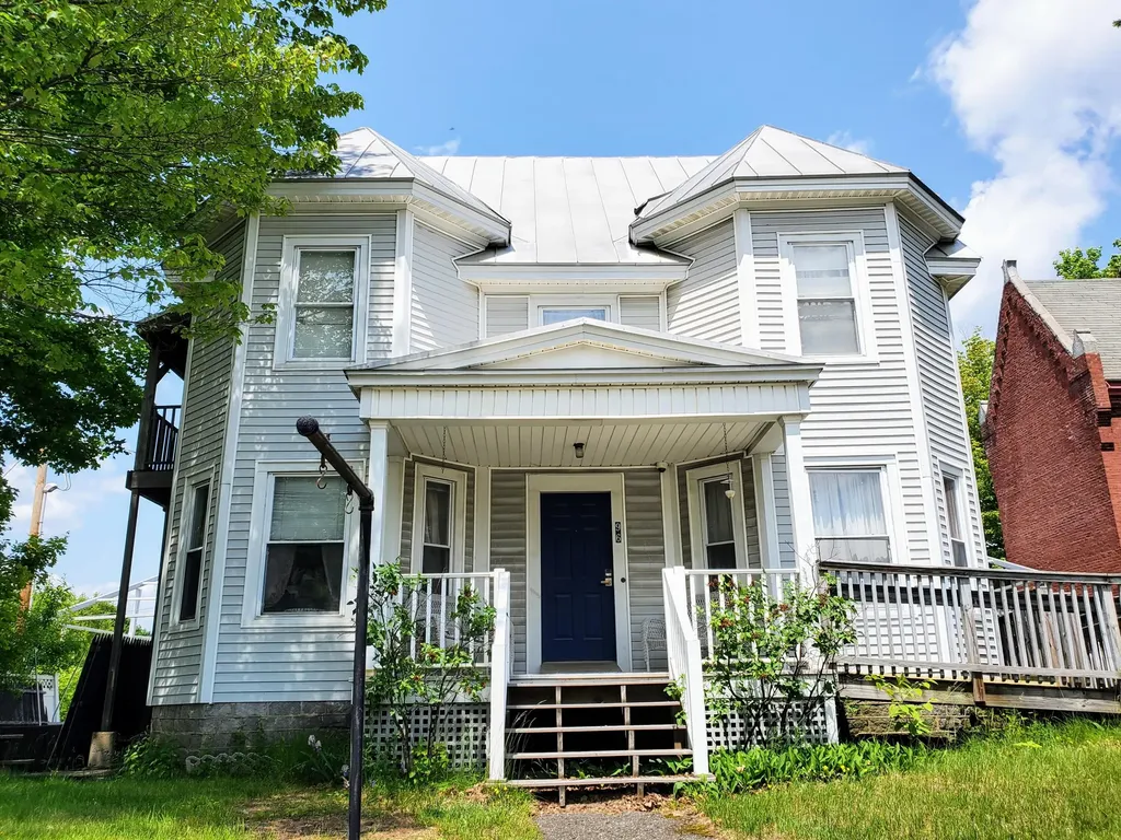 98 Main Street Madison ME 04950