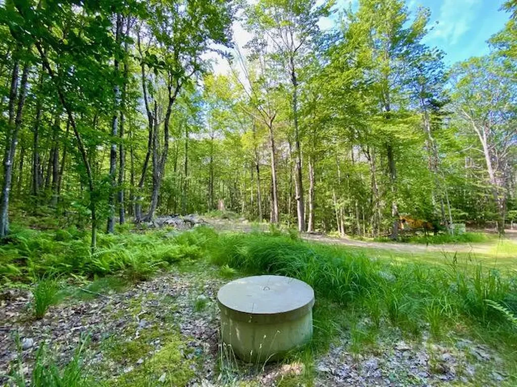 27 Nocturne Road Parsonsfield ME 04047