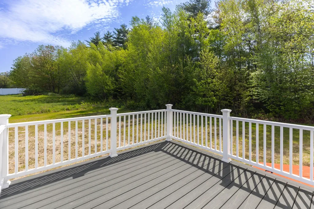 13 Tomahawk Lane Berwick ME 03901