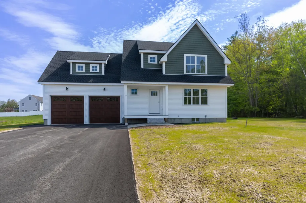 13 Tomahawk Lane Berwick ME 03901
