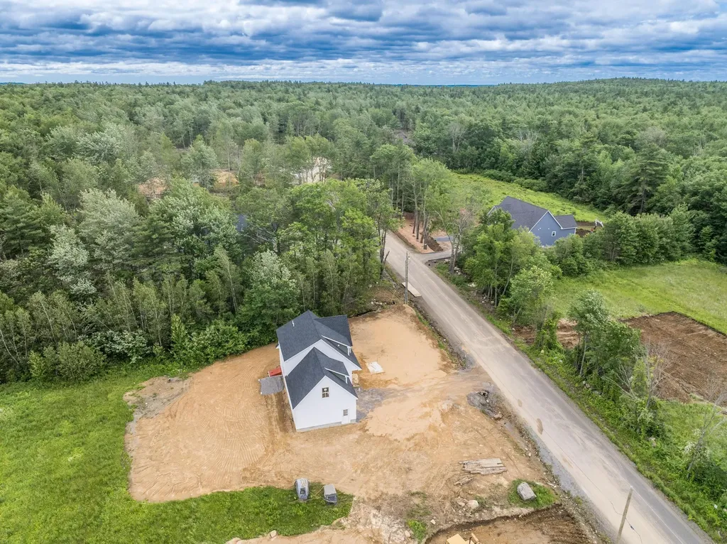 13 Tomahawk Lane Berwick ME 03901