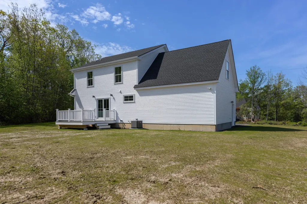 13 Tomahawk Lane Berwick ME 03901