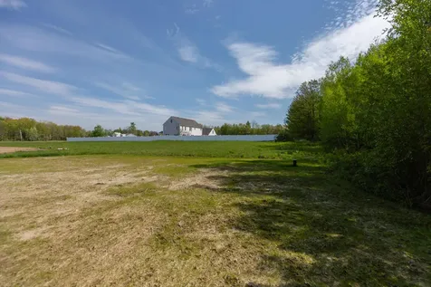 13 Tomahawk Lane Berwick ME 03901