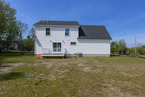 13 Tomahawk Lane Berwick ME 03901
