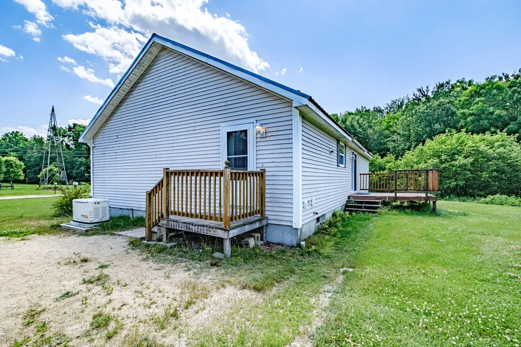 25 E Andrews Hill Road Otisfield ME 04270