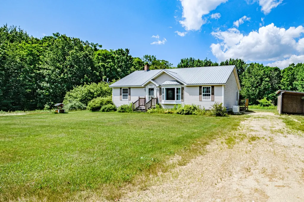 25 E Andrews Hill Road Otisfield ME 04270