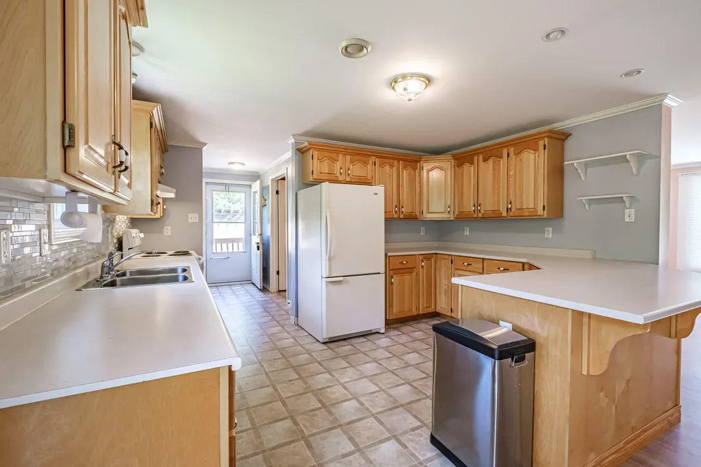 25 E Andrews Hill Road Otisfield ME 04270