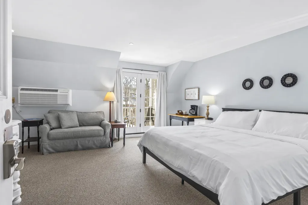 306 Eddy Road Edgecomb ME 04556