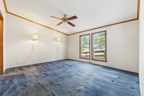 16 Larry Lane Brunswick ME 04011