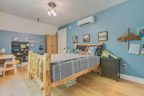 51 Tenny Hill Road Raymond ME 04071