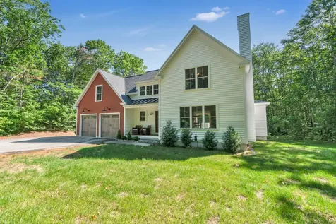 51 Tenny Hill Road Raymond ME 04071