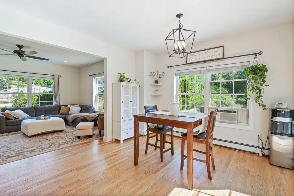57 Thrush Terrace Windham ME 04062
