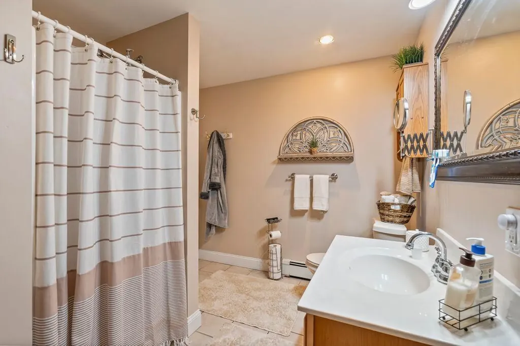 57 Thrush Terrace Windham ME 04062