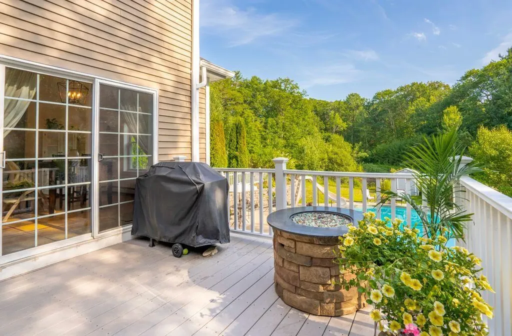 57 Thrush Terrace Windham ME 04062