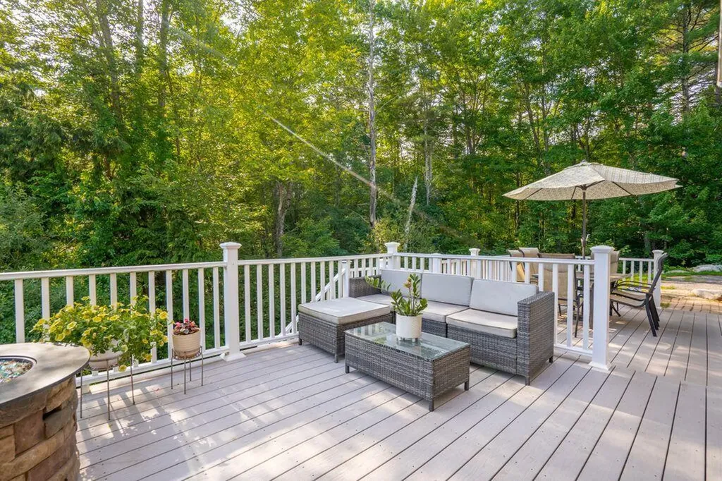 57 Thrush Terrace Windham ME 04062