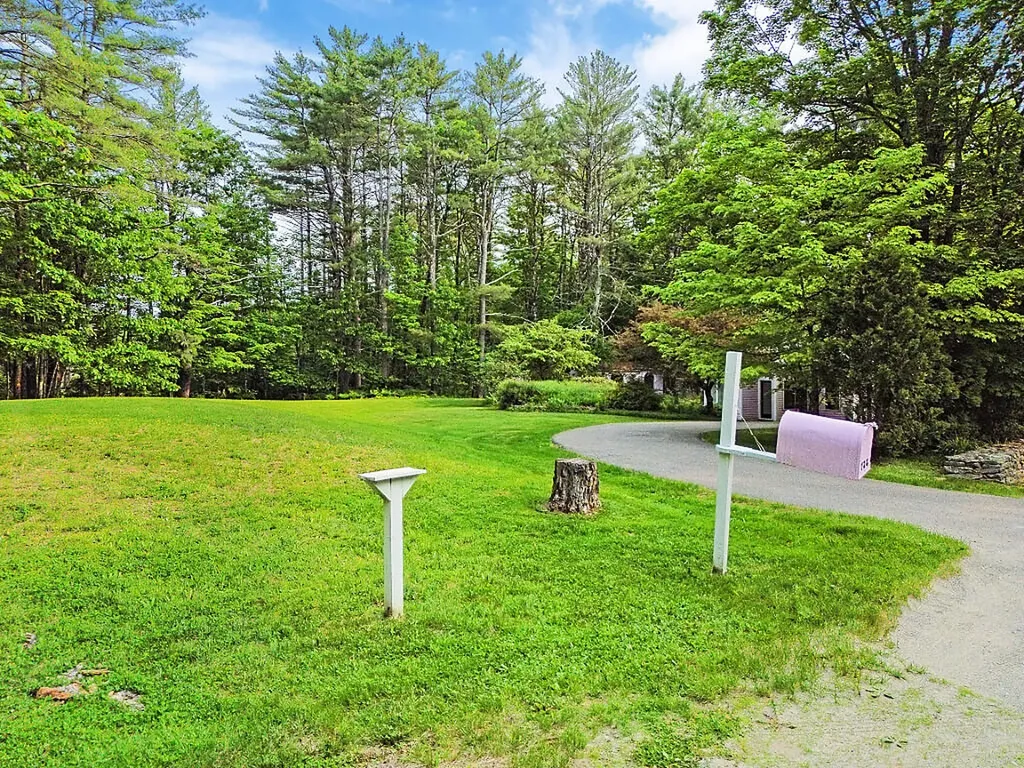 722 Belgrade Road Mount Vernon ME 04352