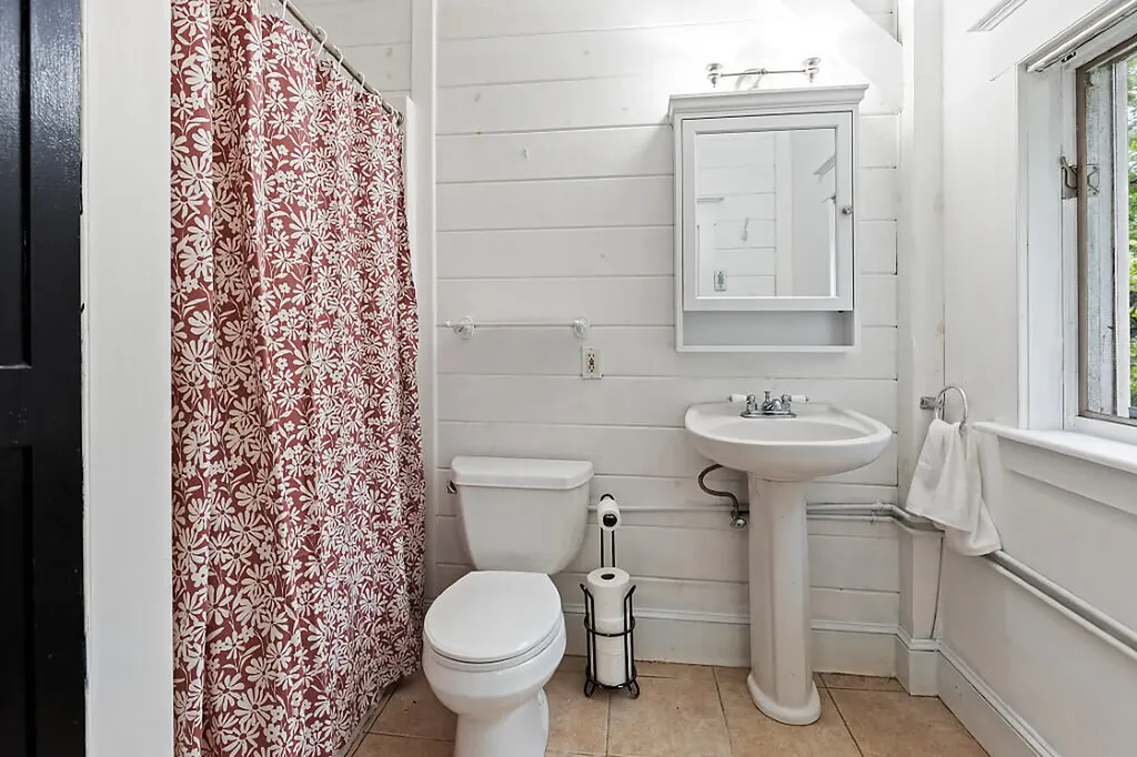 722 Belgrade Road Mount Vernon ME 04352