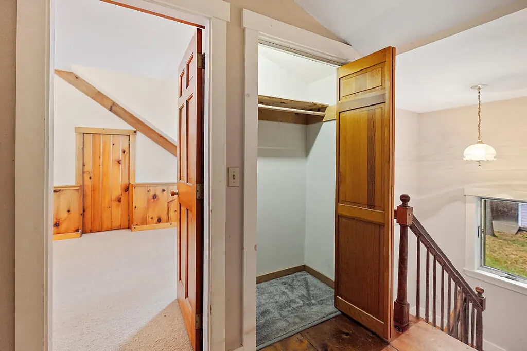 722 Belgrade Road Mount Vernon ME 04352