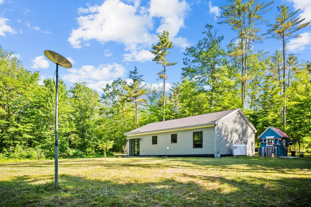 174 Marston Road Baldwin ME 04091