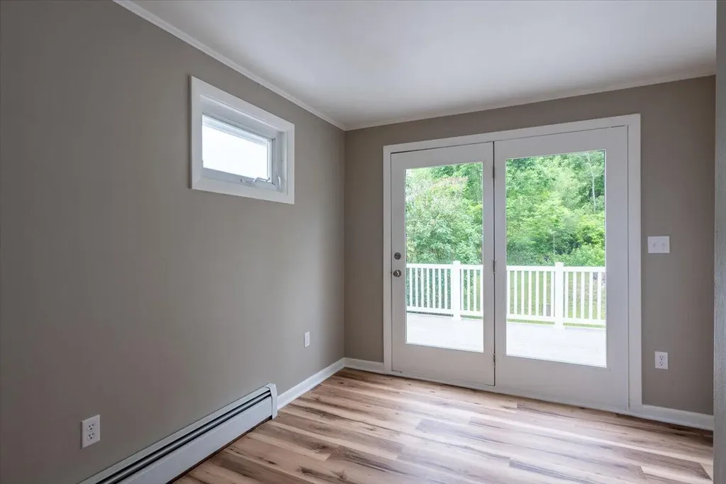 1069 River Avenue Gardiner ME 04345