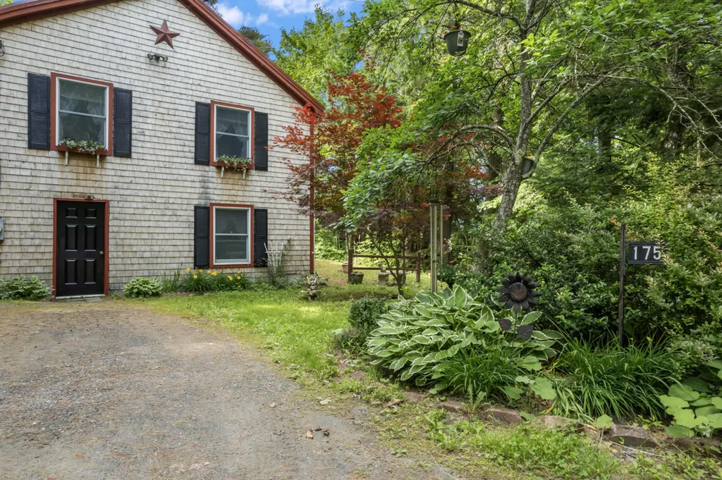 175 Buck N Doe Trail Augusta ME 04330