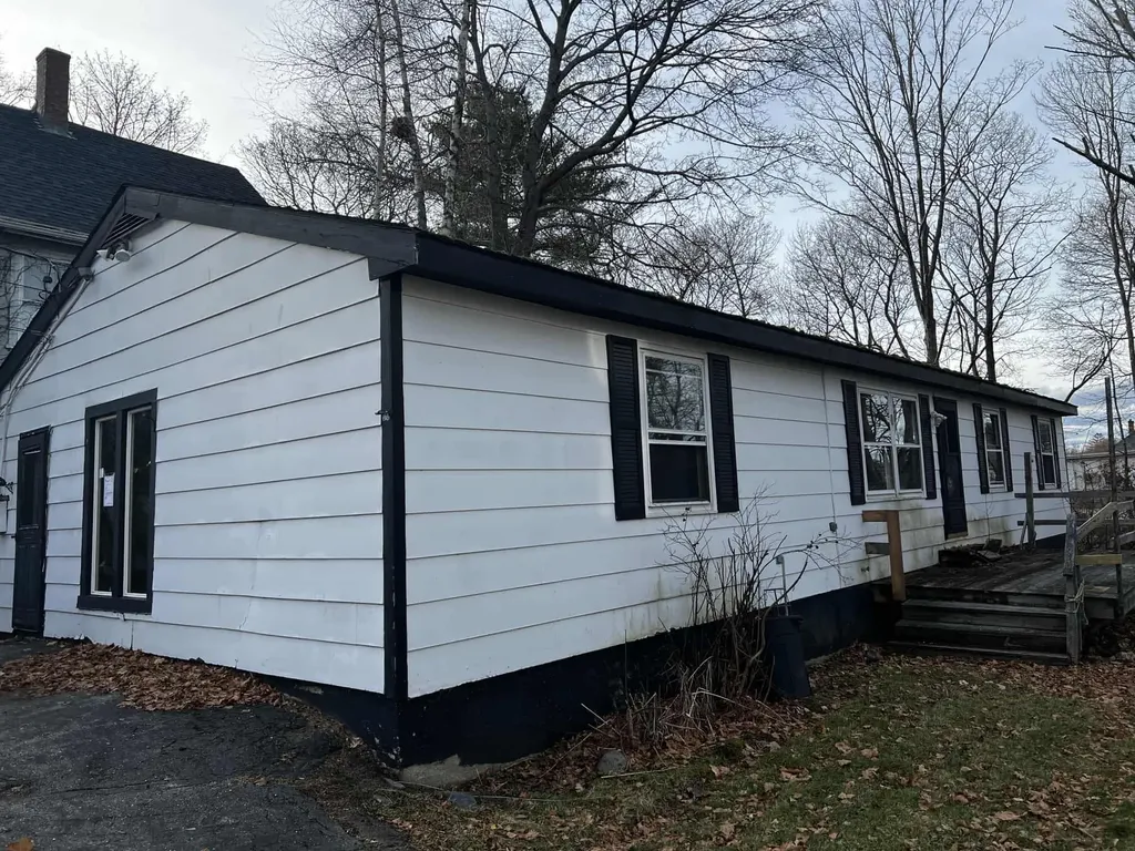 55 Cottage Street Bangor ME 04401