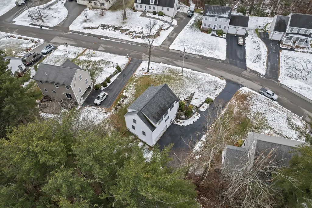 9 Parker Ridge Road Biddeford ME 04005