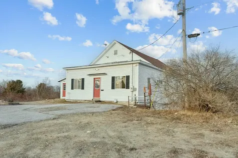 43 Route 126 Monmouth ME 04259
