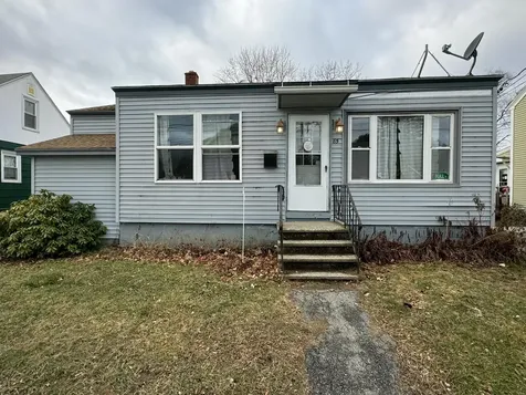 85 Fairlawn Avenue Lewiston ME 04240