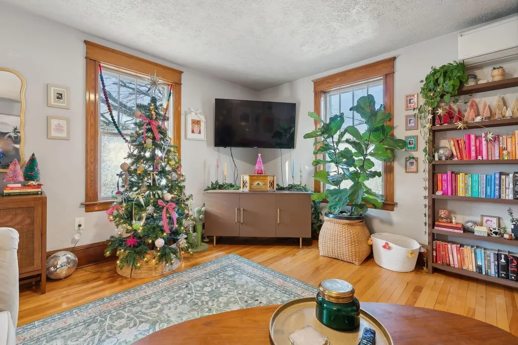 130 Western Avenue Auburn ME 04210