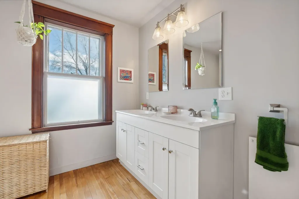 130 Western Avenue Auburn ME 04210