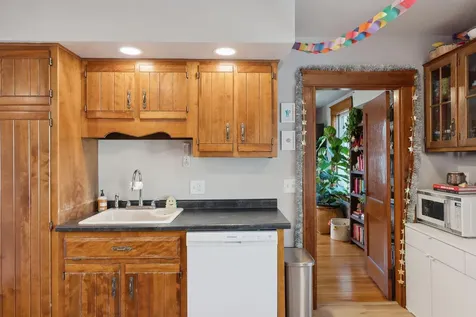 130 Western Avenue Auburn ME 04210