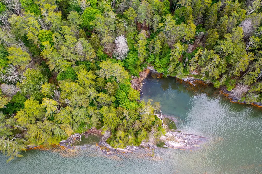 Map 80 Lot 18-0 White Island Harpswell ME 04079