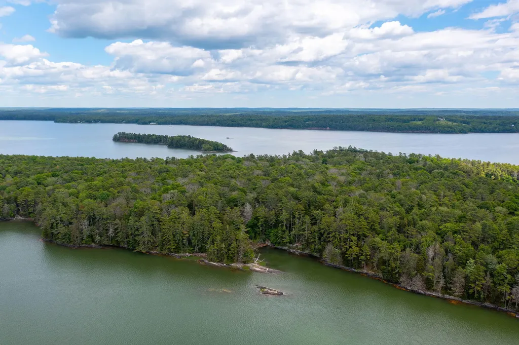 Map 80 Lot 18-0 White Island Harpswell ME 04079