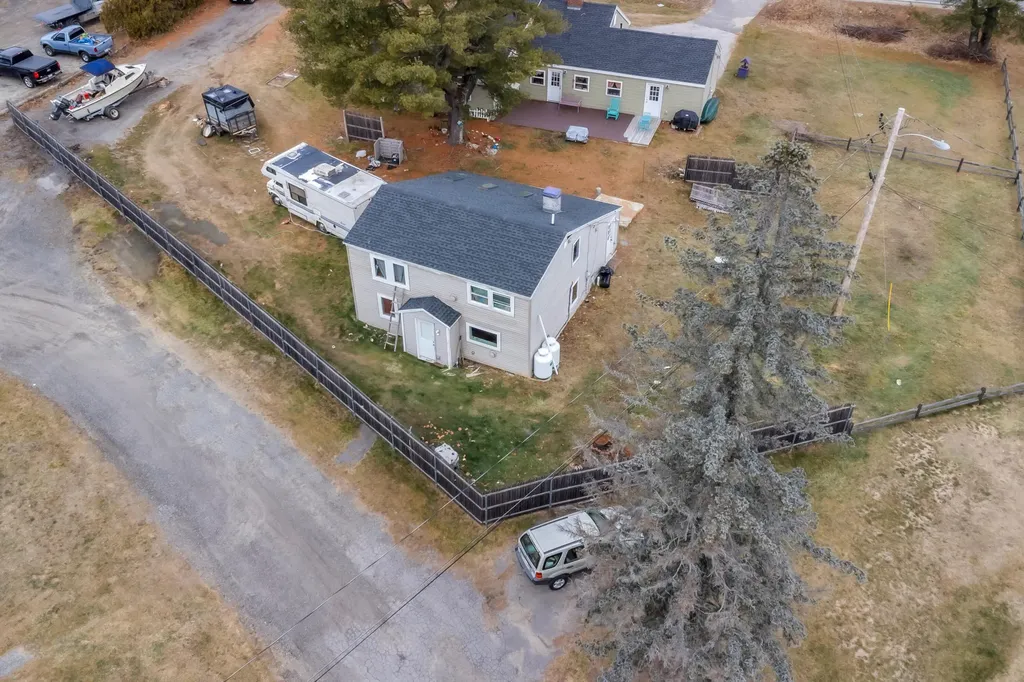 90 Broadturn Road Scarborough ME 04074