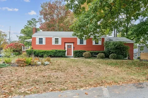 36 Murray Drive Cape Elizabeth ME 04107