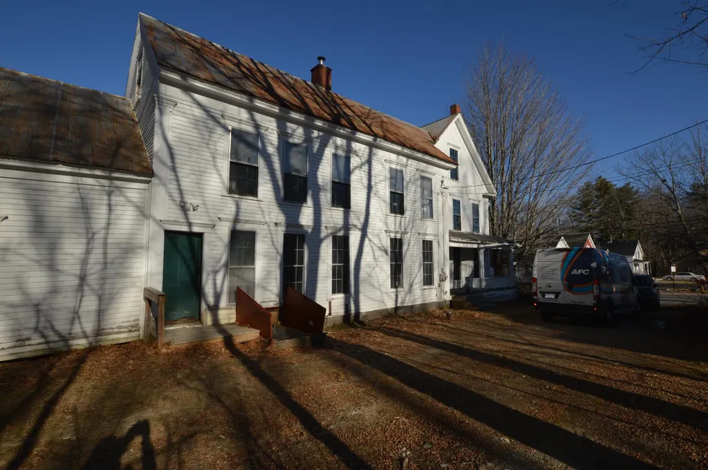 723 Main Street Monmouth ME 04259