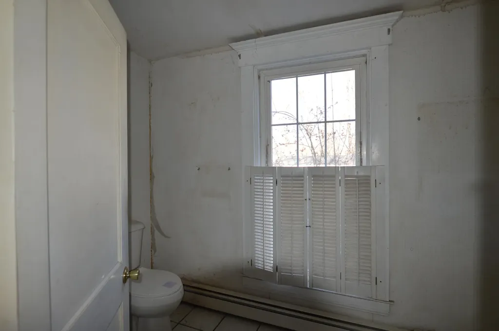 723 Main Street Monmouth ME 04259