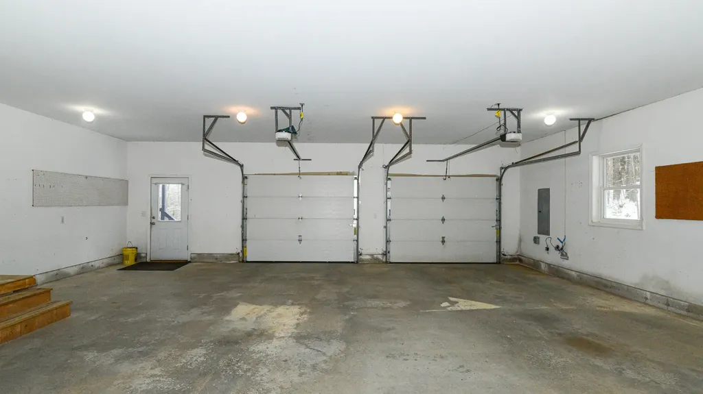 381 Quaker Ridge Road Casco ME 04015