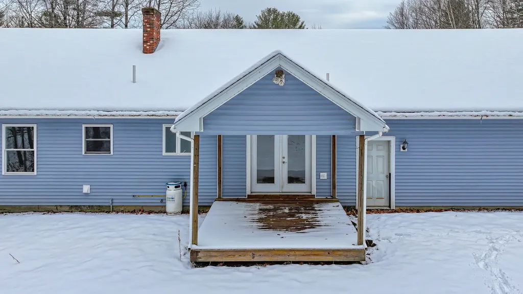 381 Quaker Ridge Road Casco ME 04015