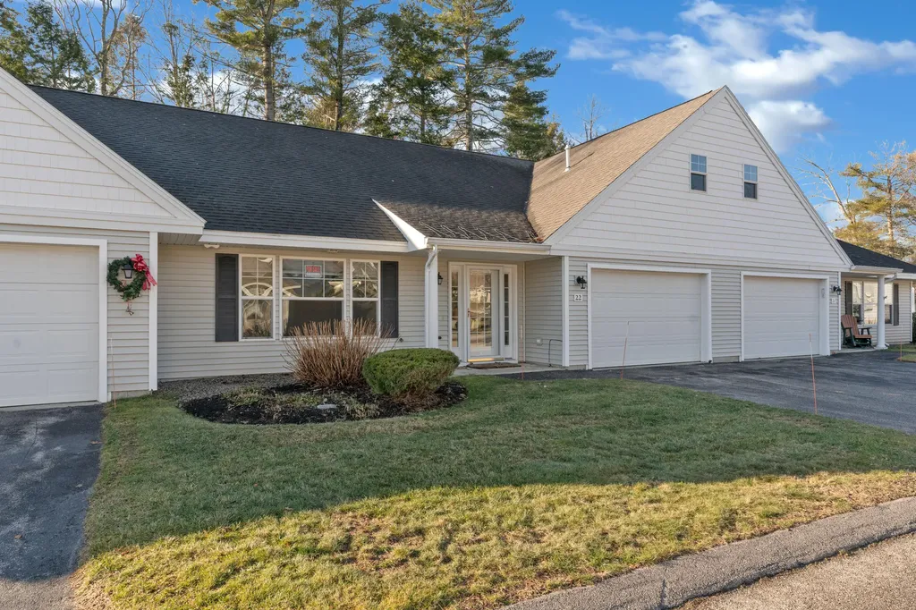 22 Macintosh Lane Old Orchard Beach ME 04064