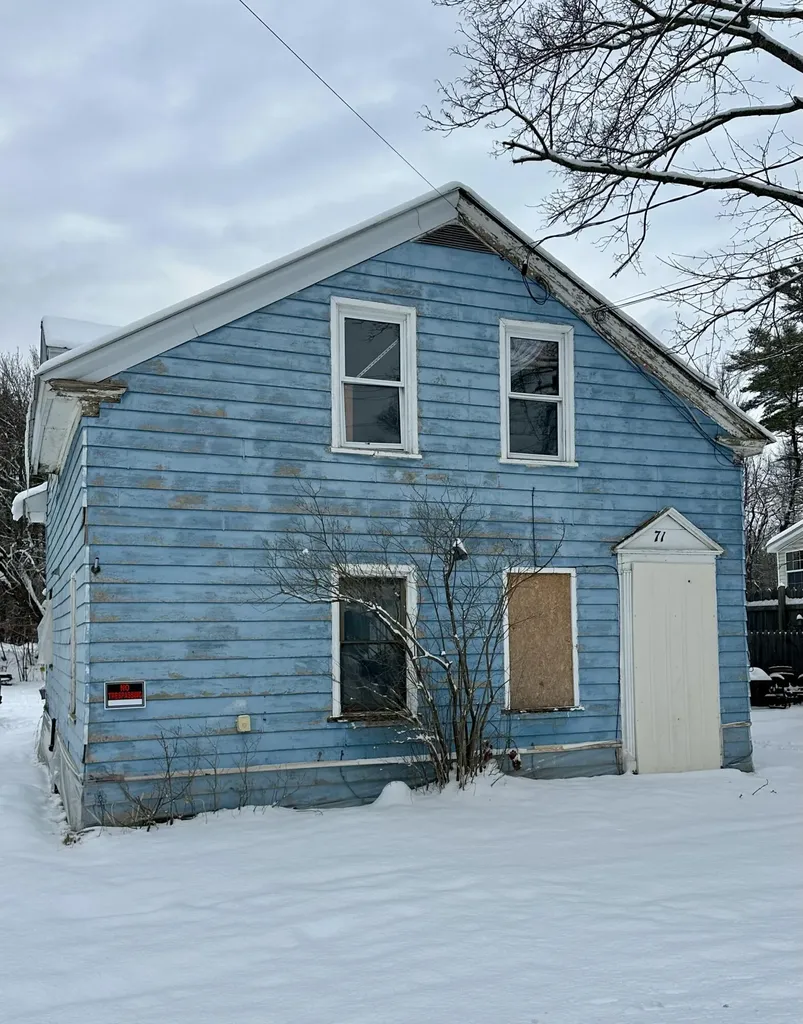 71 Grove Street Waterville ME 04901
