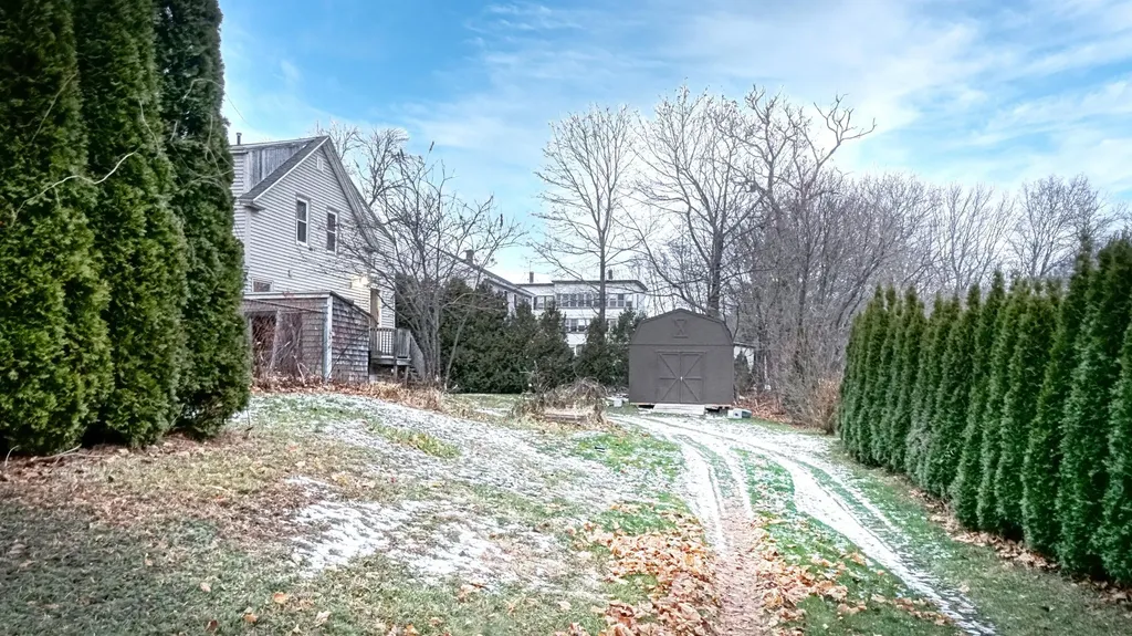 5 Wakefield Avenue Saco ME 04072