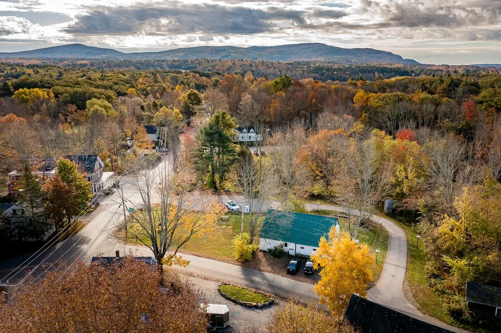 6 Heal Road Lincolnville ME 04849